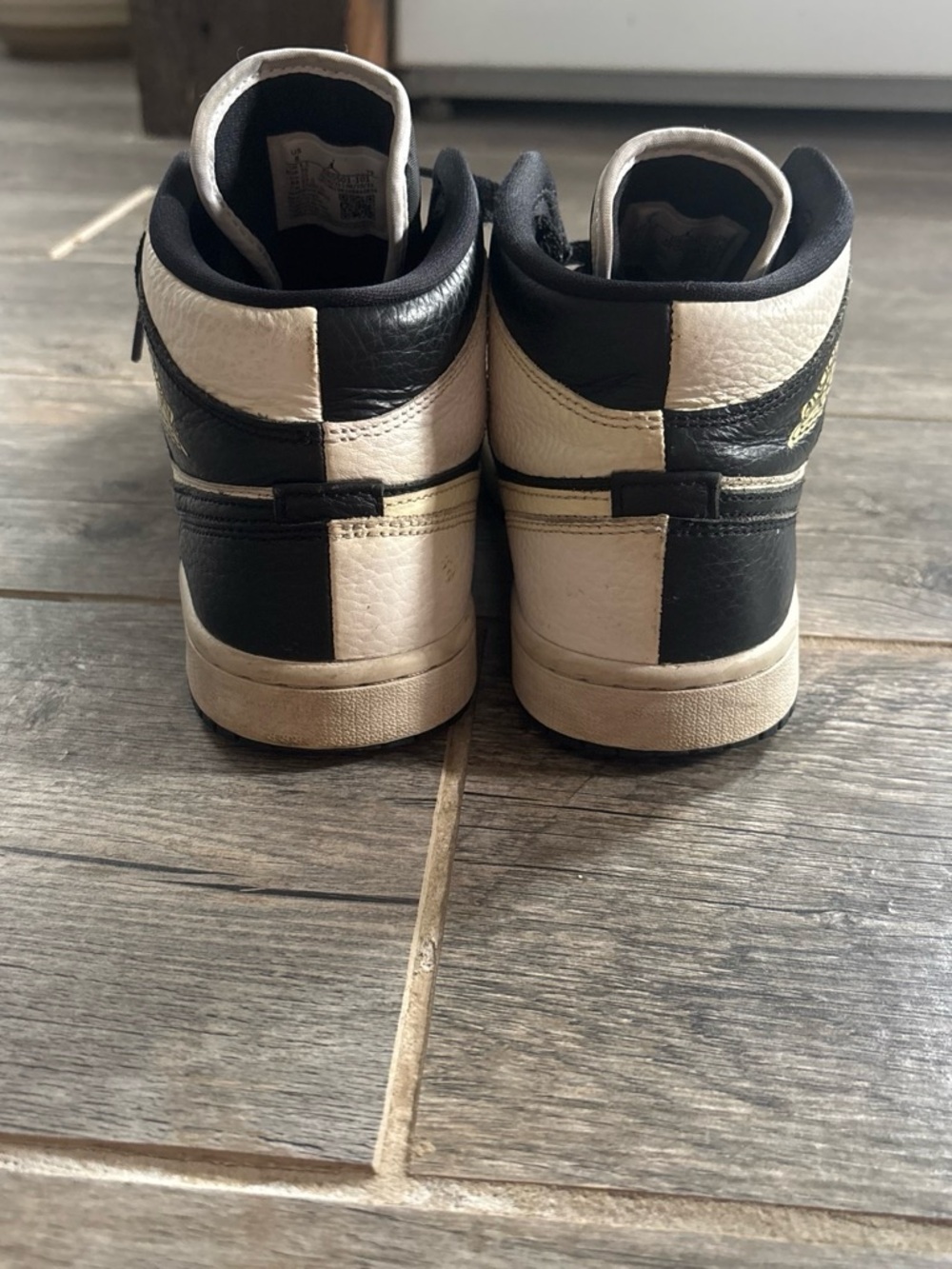 Jordan Black and White High-Top Sneakers - Picture 5 of 6